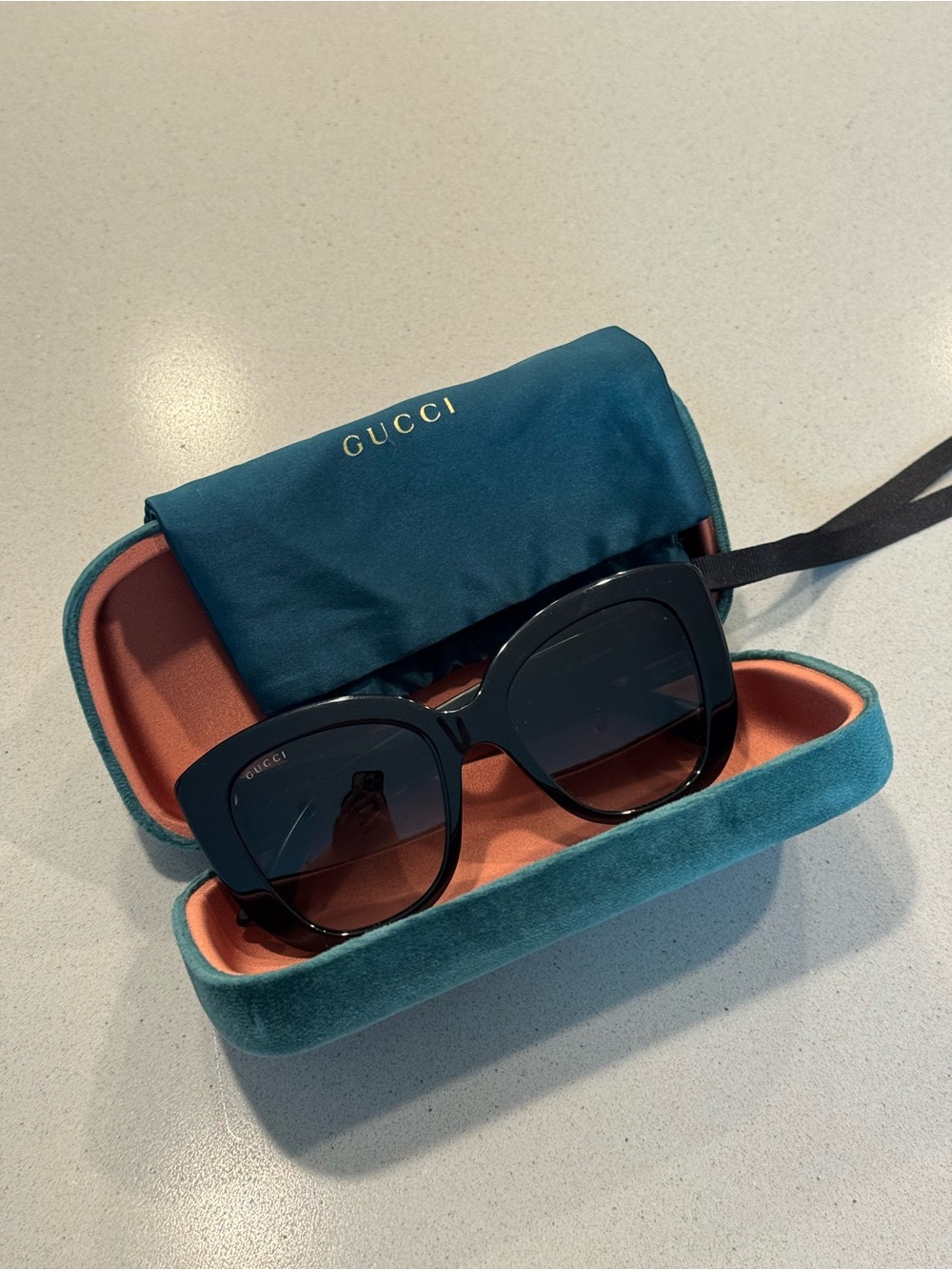 Gucci Black Butterfly Sunglasses GG Interlocking Logo Oversized Acetate Frame